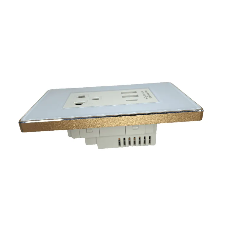 ổ cắm âm tường mặt kính có USB Type-C - hình ảnh thực tế