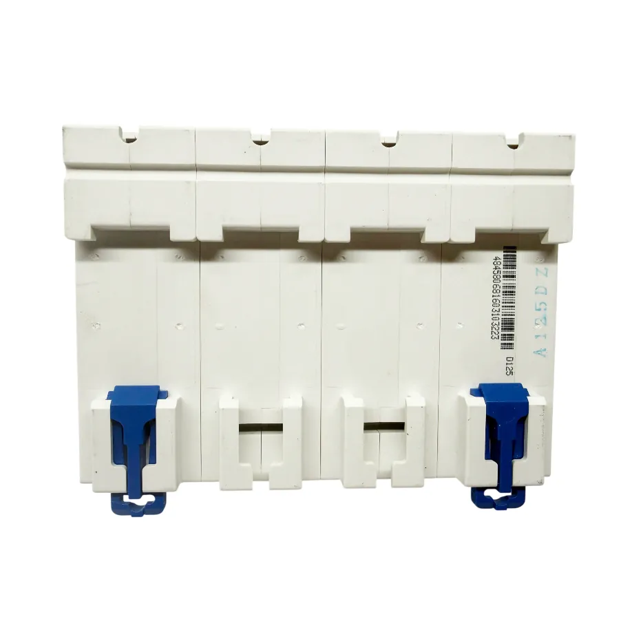 CB 3 pha NXB-125 125A 4P - hình ảnh thực tế