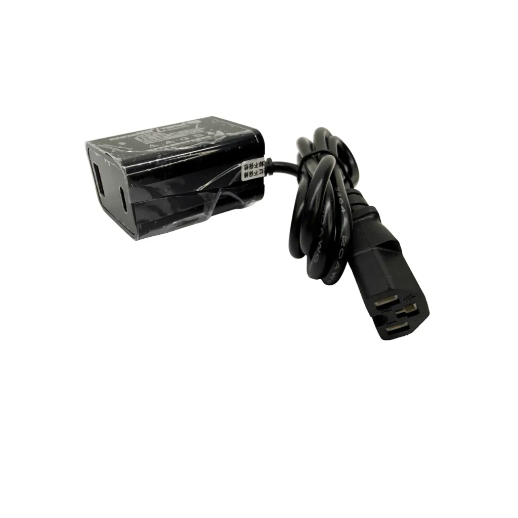 sạc điện thoại USB + Type-C PD20W cho xe điện - hình ảnh thực tế